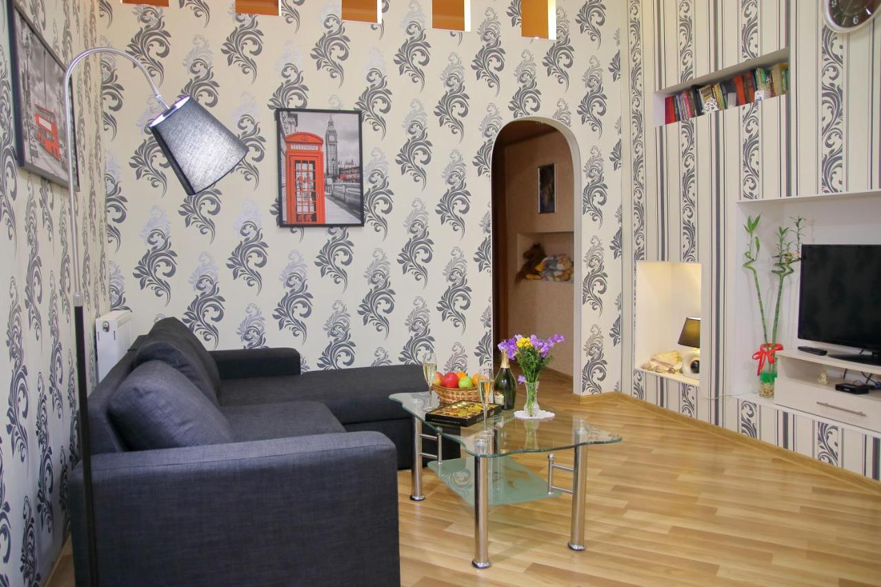 Apartment On Pushkinskaya 16 オデッサ エクステリア 写真
