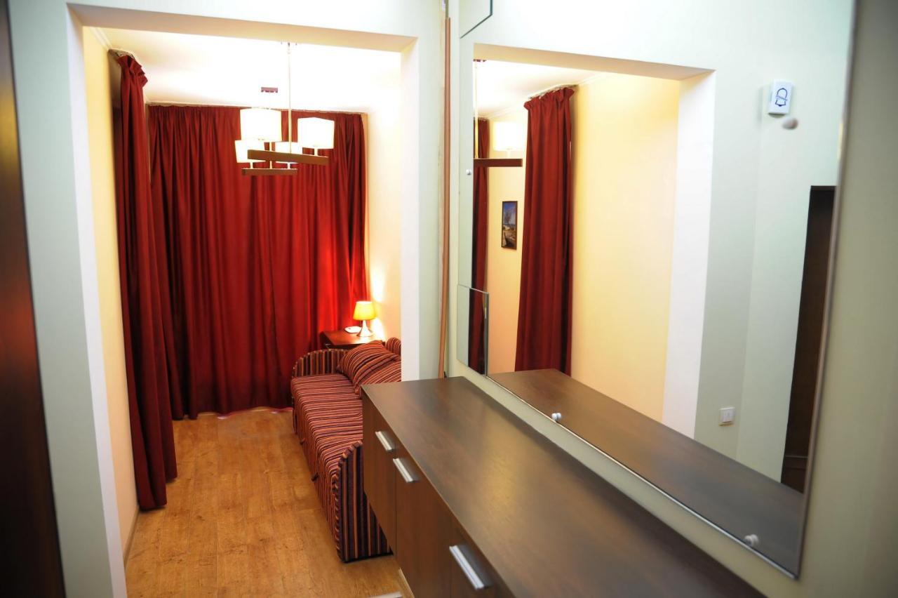 Apartment On Pushkinskaya 16 オデッサ 部屋 写真